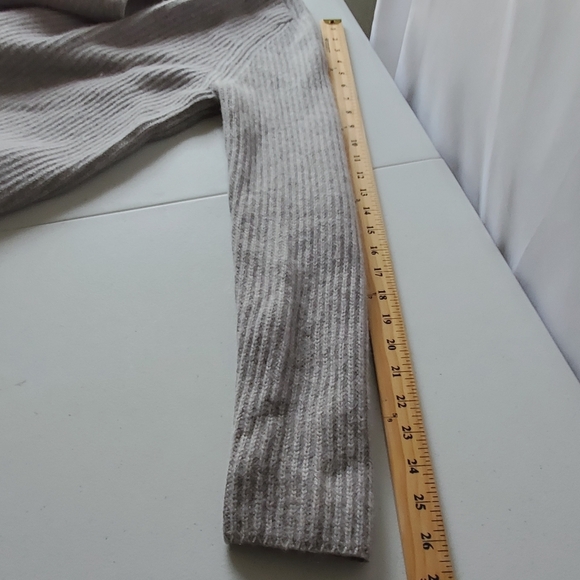 Theory Cashmere Blend Wool Sweater Size L Long Sleeve Ribbed Knit Pullover - Picture 8 of 12